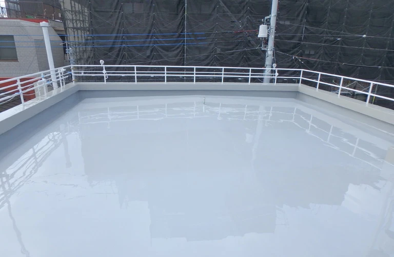 未経験から一流の防水技術者へ！